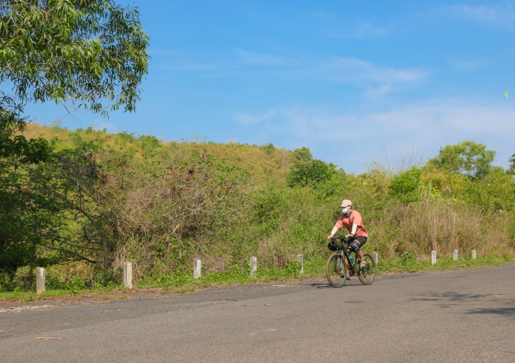 Trải nghiệm Biking để đến thác Gia Long