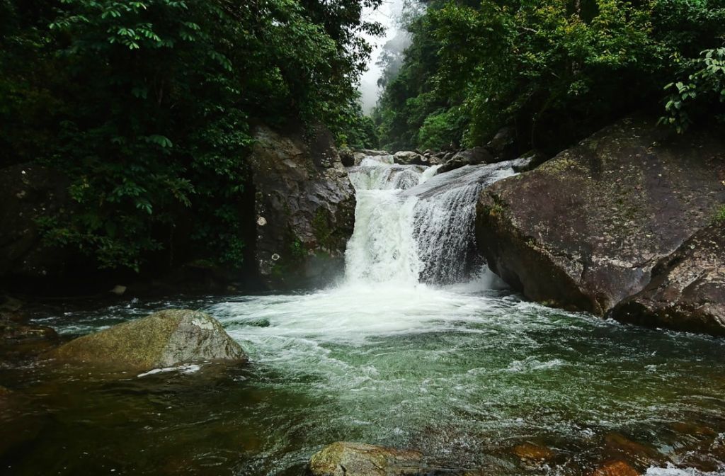 Putaleng - suối