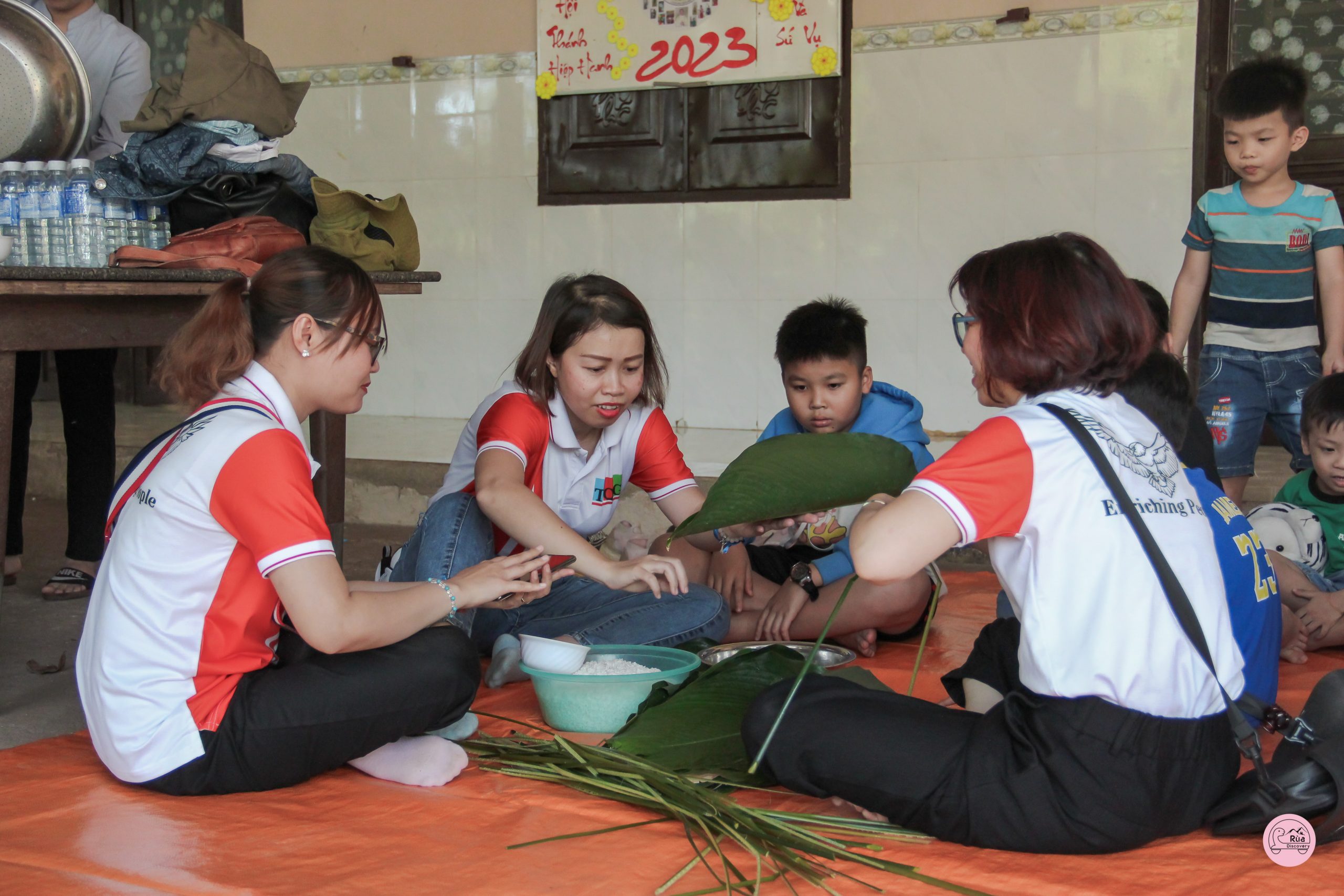 tham gia hoạt động - Cơ sở bảo trợ trẻ mồ côi Hồng Ân 