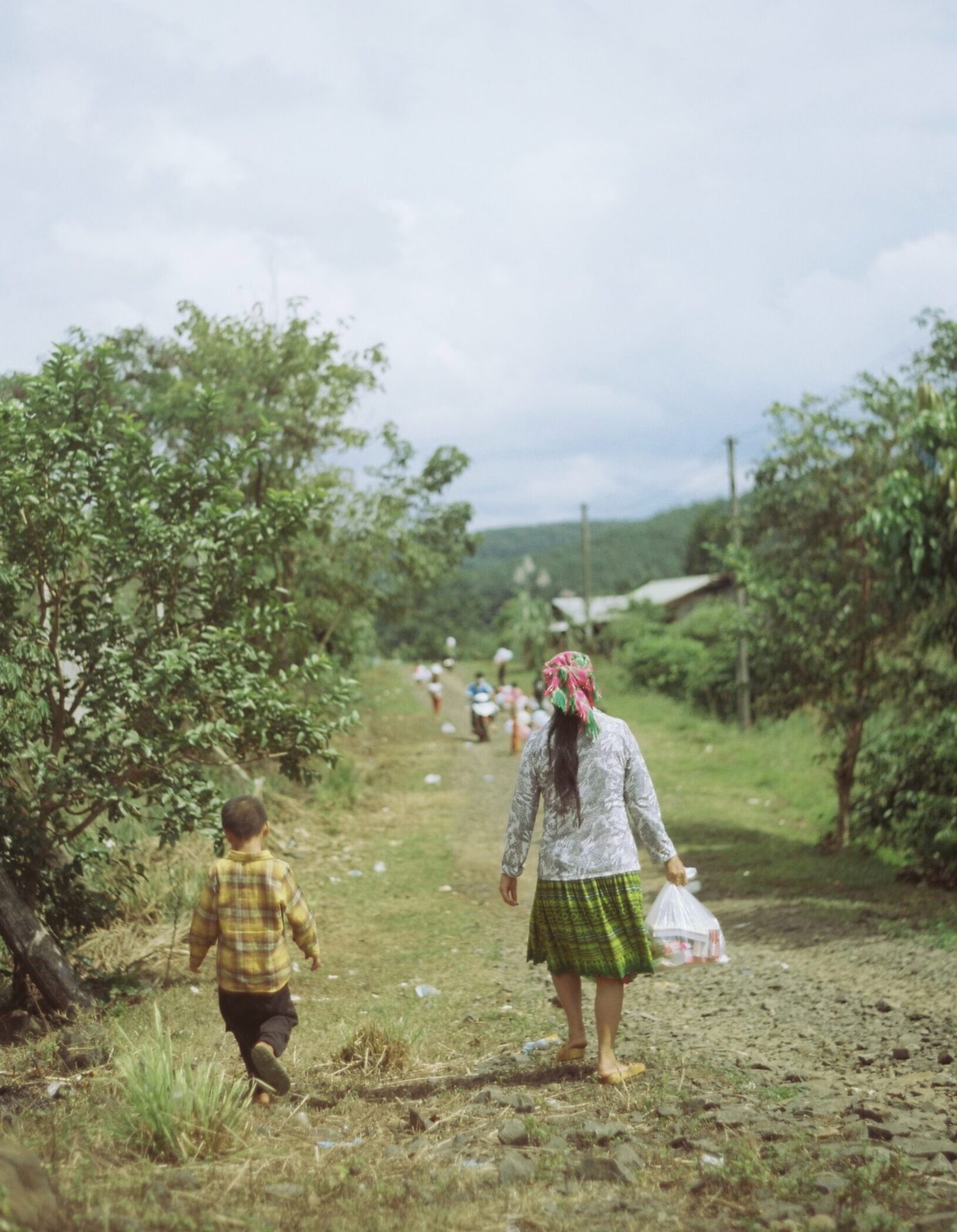 Local people, peaceful sight - Dak Nong (Đắk Nông) province - Tay Nguyen/Vietnam Central Highlands (Tây Nguyên)